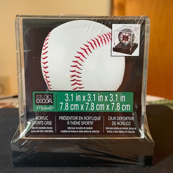 Acrylic square sports case (new) - Picture 1 of 1